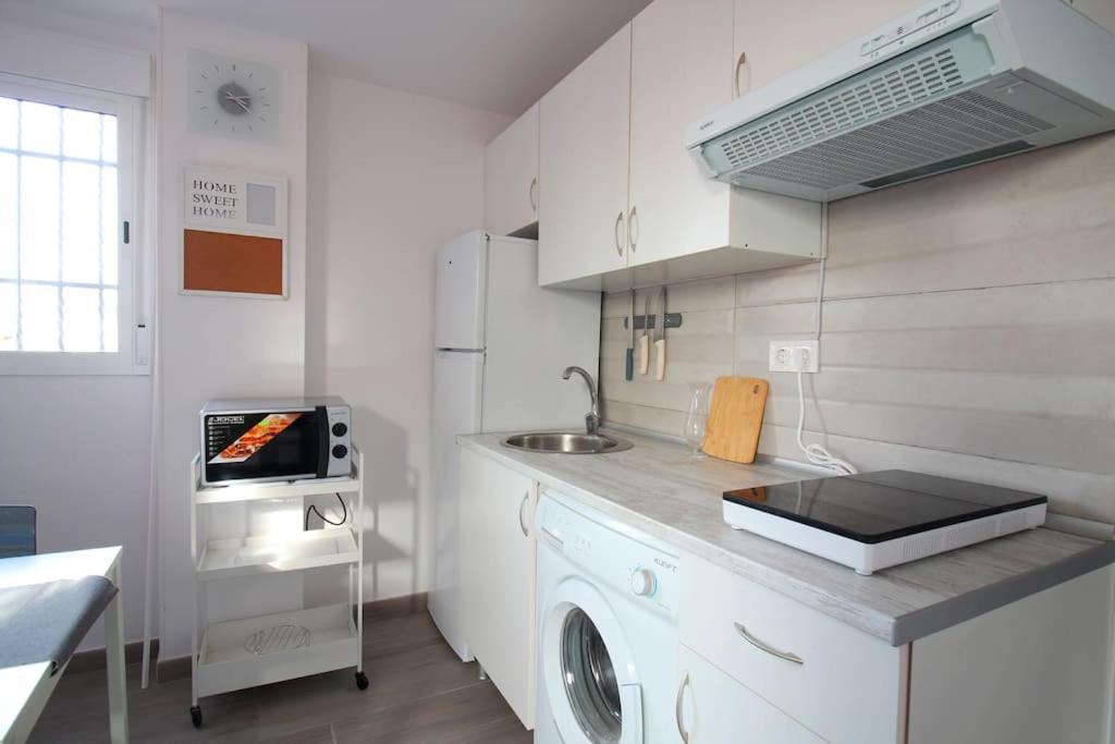 Suite Puerta Osario Con Terraza Sevilla Exteriör bild